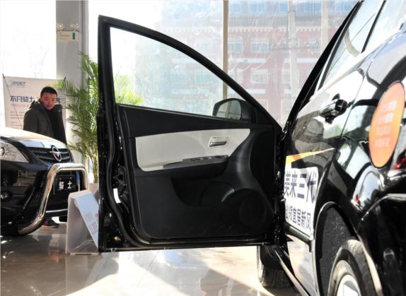 福美来 2011款 1.6L 手动豪华版 车厢座椅   前门板