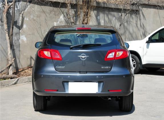福美来 2012款 两厢 1.6L 手动精英版 外观   正后
