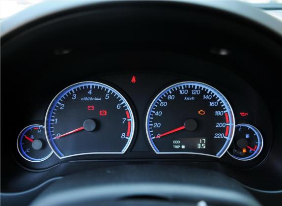 福美来 2012款 三厢 1.6L 手动精英版 中控类   仪表盘