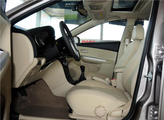 福美来 2013款 三厢 1.6L 手动旗舰版 车厢座椅   前排空间