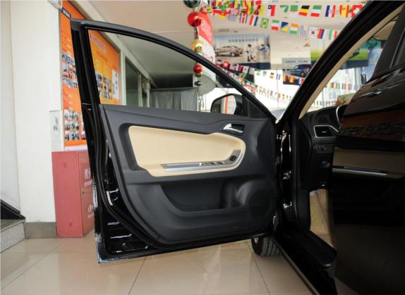 福美来 2014款 M5 1.6L 手动时尚型 车厢座椅   前门板