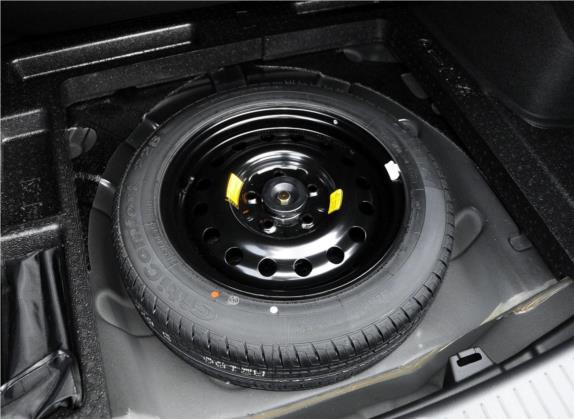 福美来 2014款 M5 1.6L 自动舒适型 其他细节类   备胎
