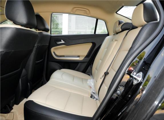 福美来 2014款 M5 1.6L 自动舒适型 车厢座椅   后排空间
