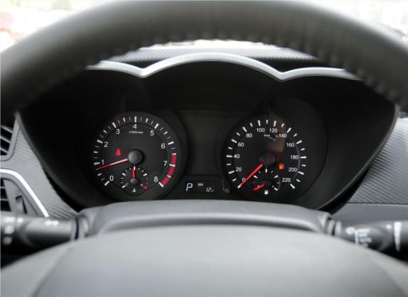 福美来 2014款 M5 1.6L 自动舒适型 中控类   仪表盘