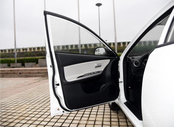 福美来 2015款 经典 1.6L 手动精英版 车厢座椅   前门板
