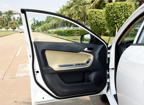 福美来 2015款 1.6L 手动风尚型 车厢座椅   前门板