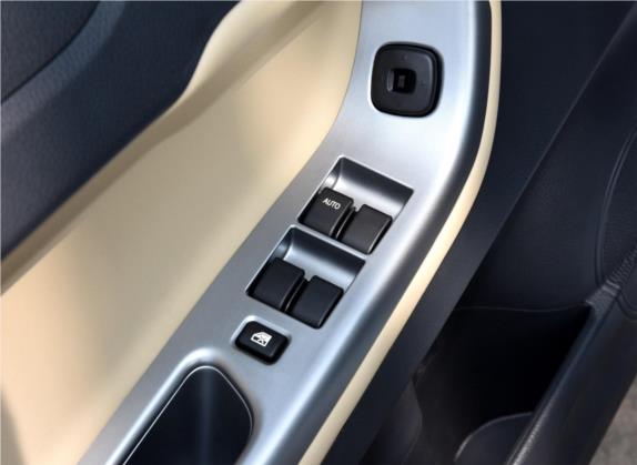 福美来 2015款 1.6L 手动智尚型 车厢座椅   门窗控制