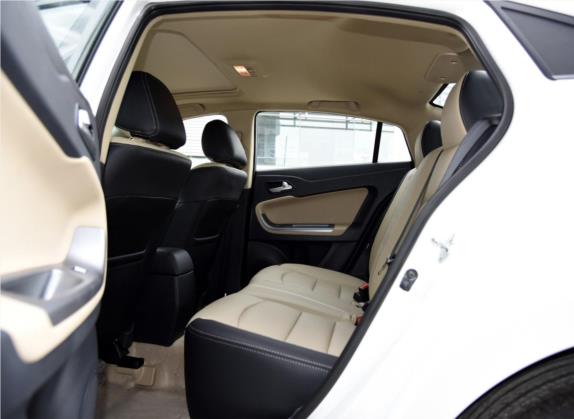 福美来 2015款 1.5T 自动悦尚型 车厢座椅   后排空间