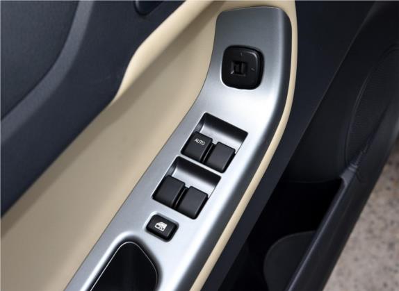 福美来 2015款 1.5T 自动悦尚型 车厢座椅   门窗控制
