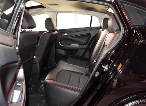 福美来 2017款 1.6L 手动豪华型 车厢座椅   后排空间