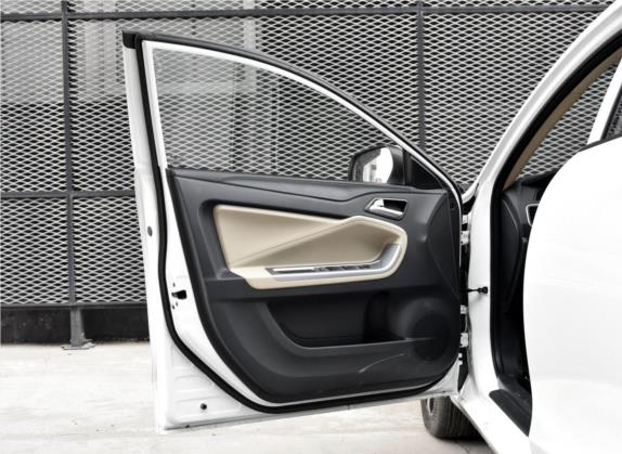 福美来 2017款 1.6L 手动金融版 车厢座椅   前门板
