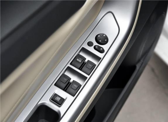 福美来 2017款 1.6L 手动金融版 车厢座椅   门窗控制
