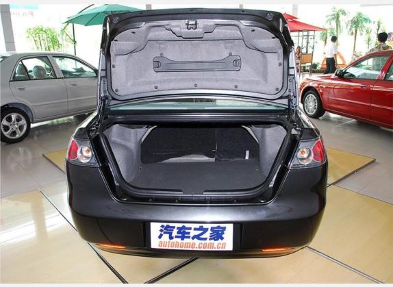 海马3 2007款 1.8L 标准型GL 车厢座椅   后备厢