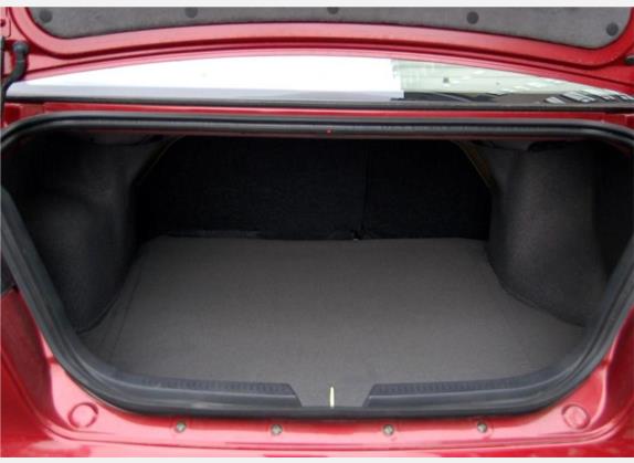 海马3 2007款 1.8L 豪华型GLS 车厢座椅   后备厢