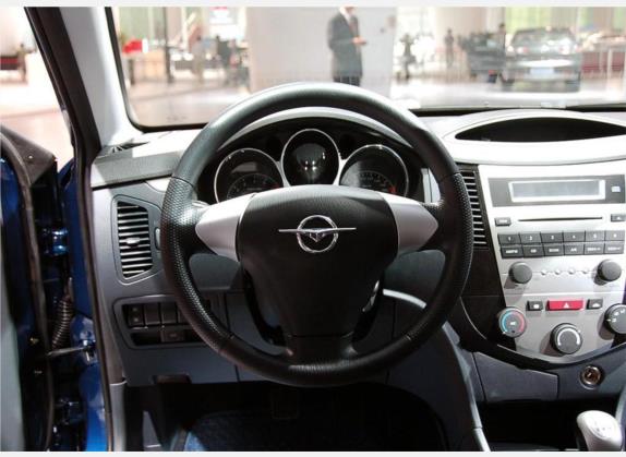 欢动 2009款 1.8L 手动舒适型 中控类   驾驶位