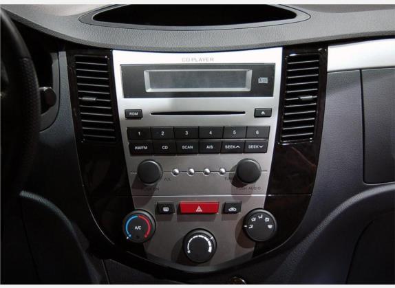 欢动 2009款 1.8L 手动舒适型 中控类   中控台