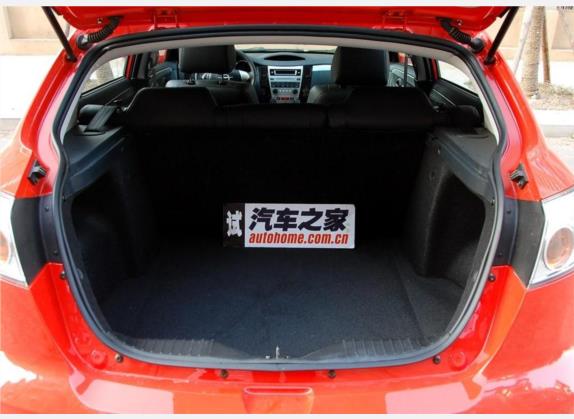 欢动 2009款 1.8L CVT豪华型 车厢座椅   后备厢