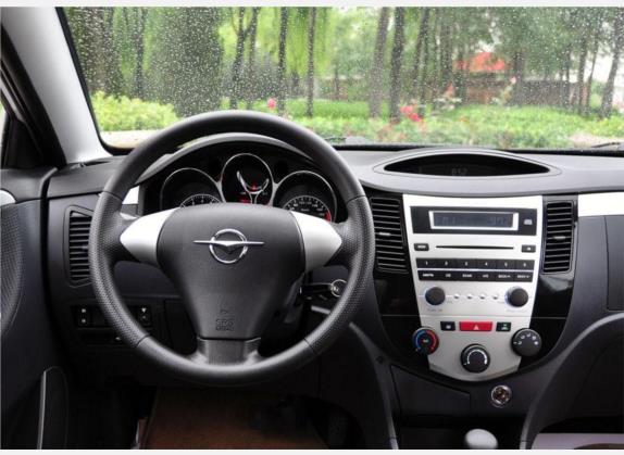 欢动 2009款 1.6L CVT舒适型 中控类   驾驶位