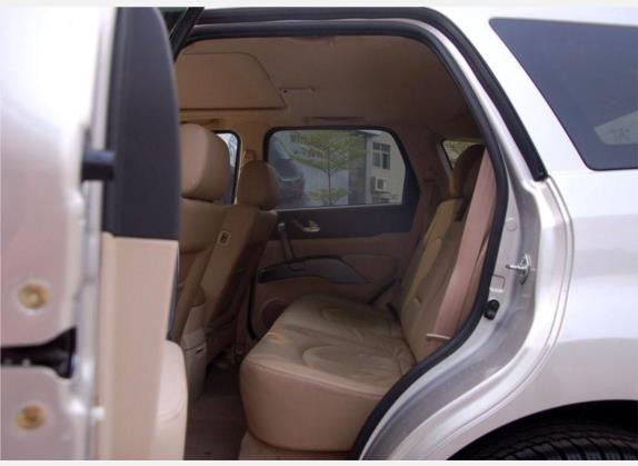 海马骑士 2010款 2.0L 智能领航型 车厢座椅   后排空间