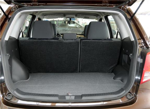海马骑士 2012款 2.0L 手动都市精英型 车厢座椅   后备厢
