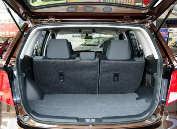 海马骑士 2013款 2.0L 手动都市精英型 车厢座椅   后备厢