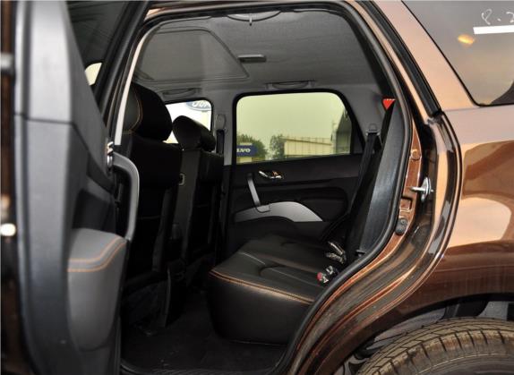 海马骑士 2013款 2.0L 自动智能领航型 车厢座椅   后排空间