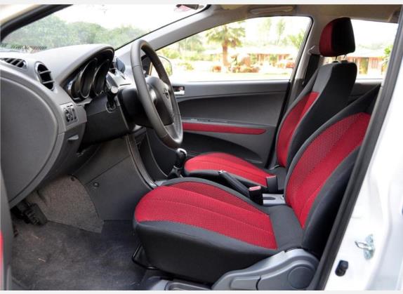 丘比特 2010款 1.5L 手动豪华型 车厢座椅   前排空间
