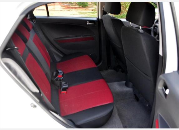 丘比特 2010款 1.5L 手动豪华型 车厢座椅   后排空间
