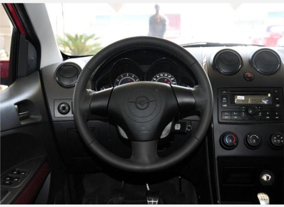 丘比特 2010款 1.5L C-sport 中控类   驾驶位