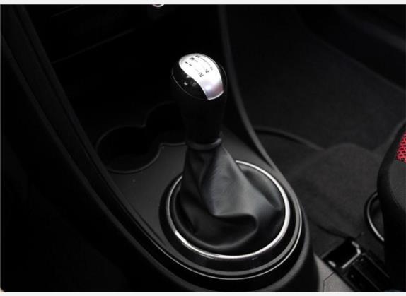 丘比特 2010款 1.5L C-sport 中控类   挡把