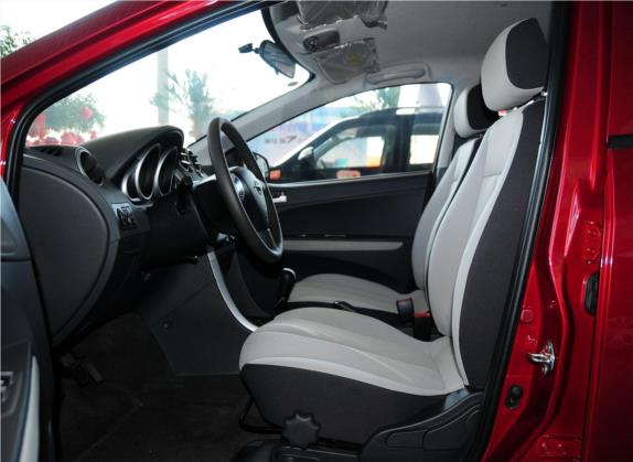 丘比特 2012款 1.3L 手动灵悦版 车厢座椅   前排空间