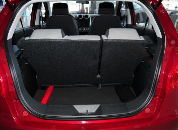丘比特 2012款 1.3L 手动灵悦版 车厢座椅   后备厢