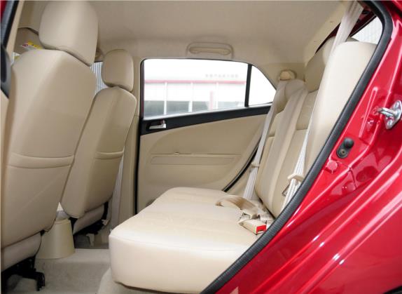丘比特 2013款 1.5L AMT灵动版 车厢座椅   后排空间