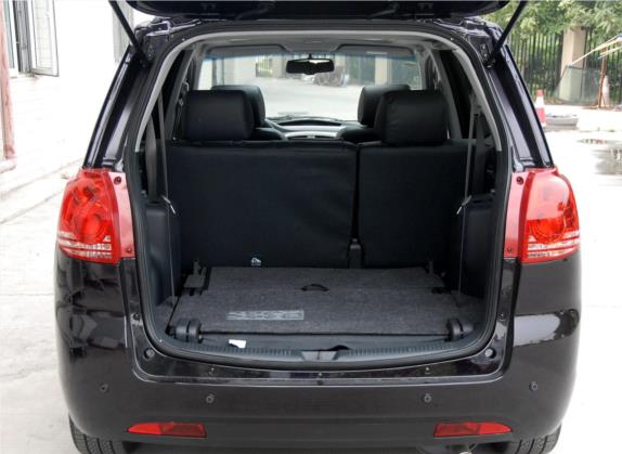 普力马 2012款 1.8L 自动7座尊享版 车厢座椅   后备厢