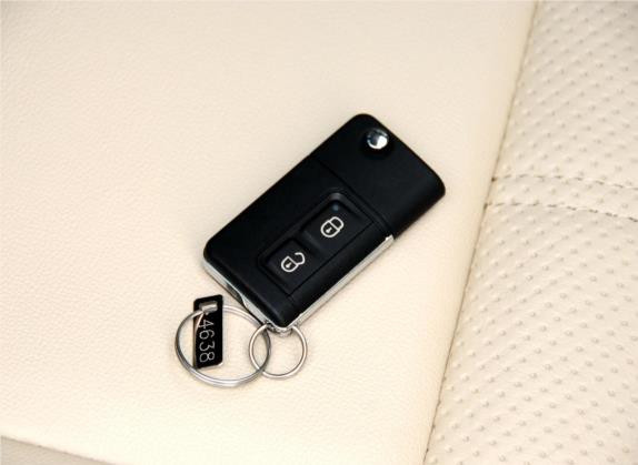 普力马 2013款 1.6L 手动7座开拓版 其他细节类   钥匙