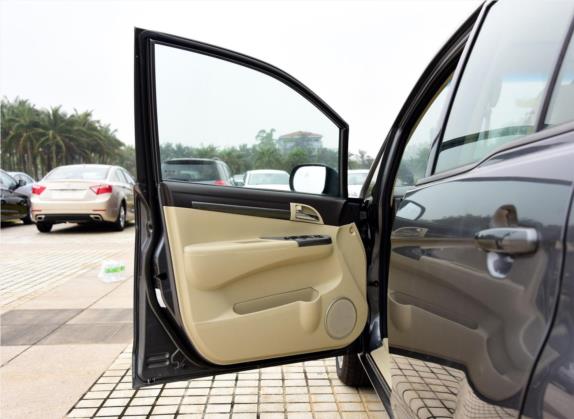 普力马 2014款 1.6L 手动7座创想版 车厢座椅   前门板