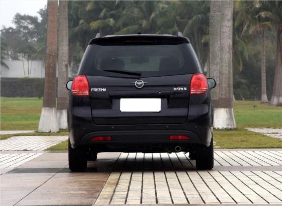 普力马 2014款 1.6L 手动7座开拓版 外观   正后