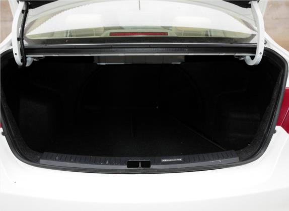 海马M3 2013款 1.5L 手动舒适型 车厢座椅   后备厢