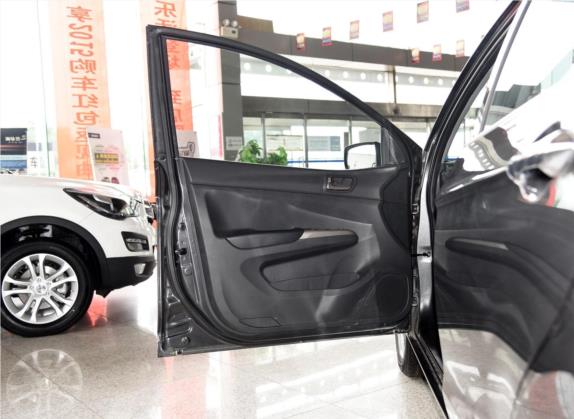 海马M3 2015款 1.5L 手动精英型 车厢座椅   前门板