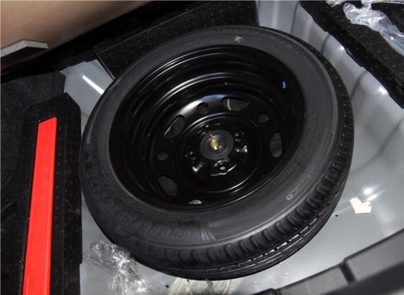 海马M3 2016款 1.5L 手动智能舒适型 其他细节类   备胎