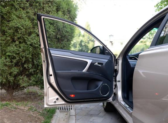 海马M6 2015款 1.5T CVT运动尊贵型 车厢座椅   前门板