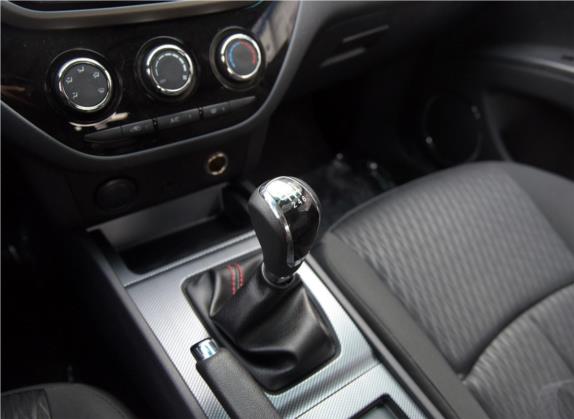 海马M6 2015款 1.5T 手动舒适型 中控类   挡把