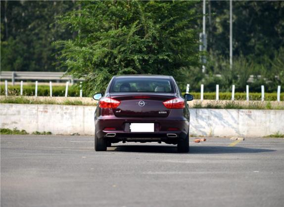 海马M6 2015款 1.5T 手动运动尊贵型 外观   正后