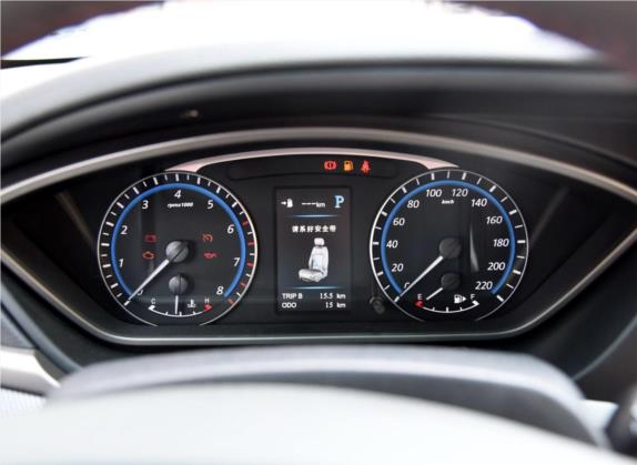 海马M6 2015款 1.5T CVT豪华型 中控类   仪表盘