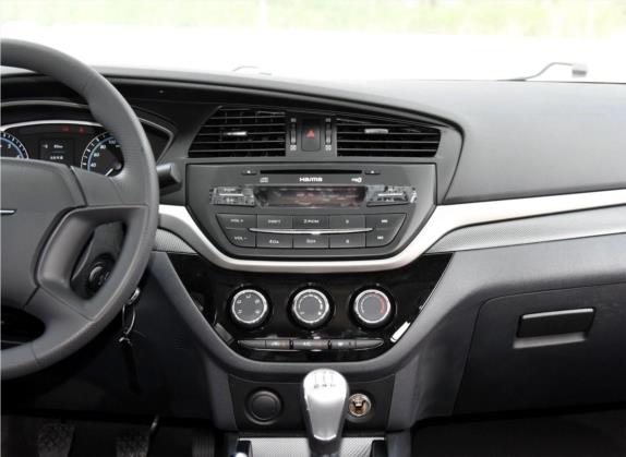 海马M6 2016款 1.6L 手动舒适型 中控类   中控台