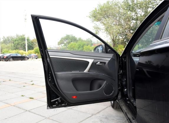 海马M6 2016款 1.6L 手动舒适型 车厢座椅   前门板