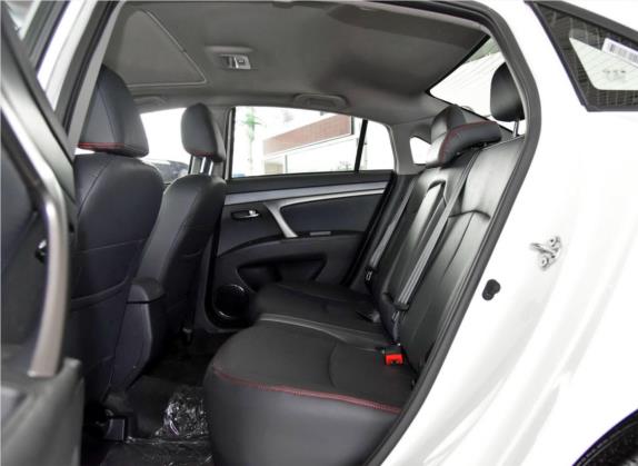 海马M6 2016款 1.6L 手动运动智能型 车厢座椅   后排空间