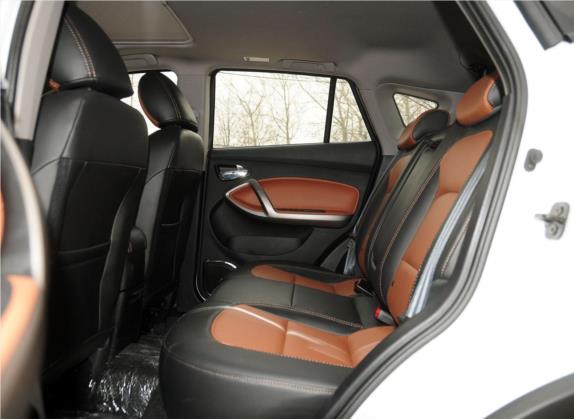 海马S5 2014款 1.6L 手动智尊型 车厢座椅   后排空间