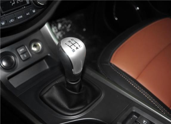 海马S5 2014款 1.6L 手动智骋型 中控类   挡把