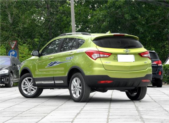 海马S5 2014款 1.6L 手动智臻型 外观   斜后